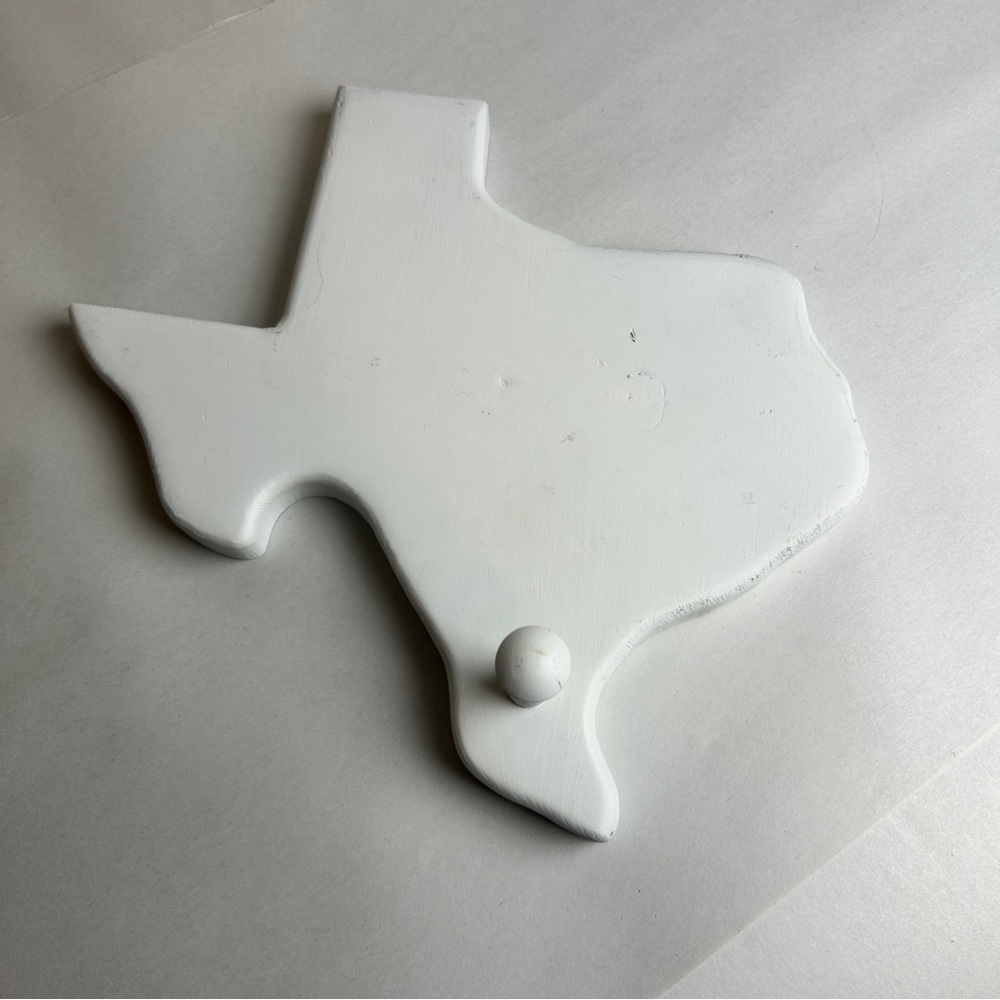 Texas shape wood wall hanger by apple craft